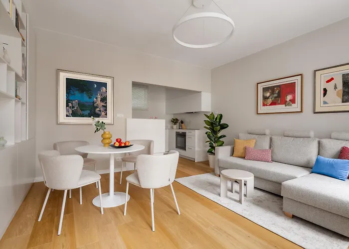 Sanhaus - Royal - 3 Minuty Od Plazy I Deptaka